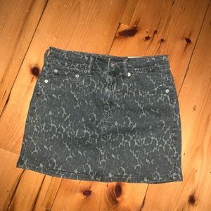 American Eagle mini skirt - green camo - size 4